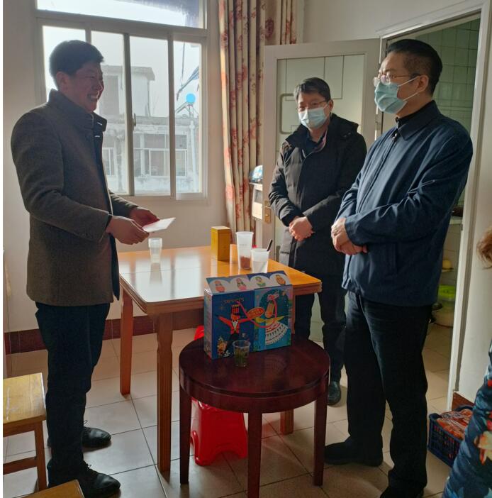 慰問(wèn)2.jpg 慰問(wèn)2.jpg