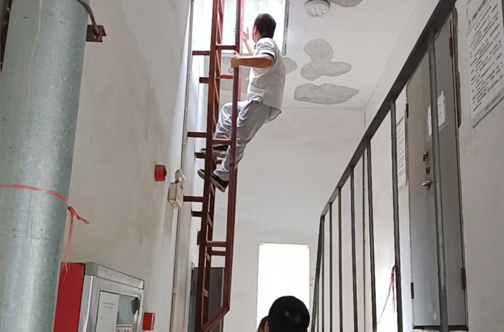 4e5733a629480916abf60d9b529a3bf8.jpg 4e5733a629480916abf60d9b529a3bf8.jpg